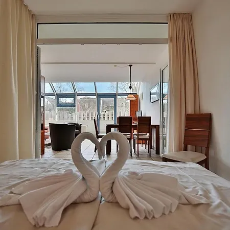 Strandhotel - Strandhotel 48 Niendorf (Timmendorfer Strand)